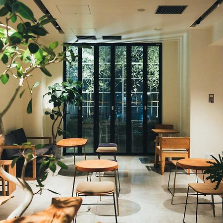 Meander Osaka Hotel Exterior photo