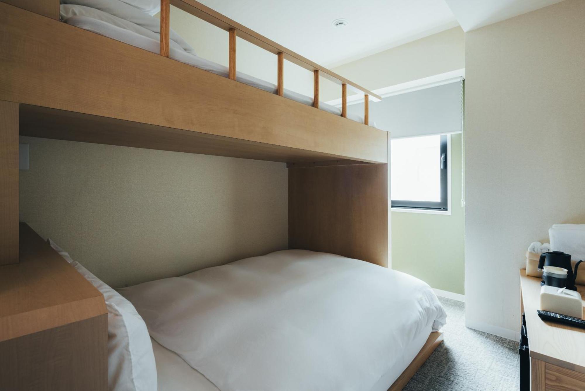 Meander Osaka Hotel Exterior photo