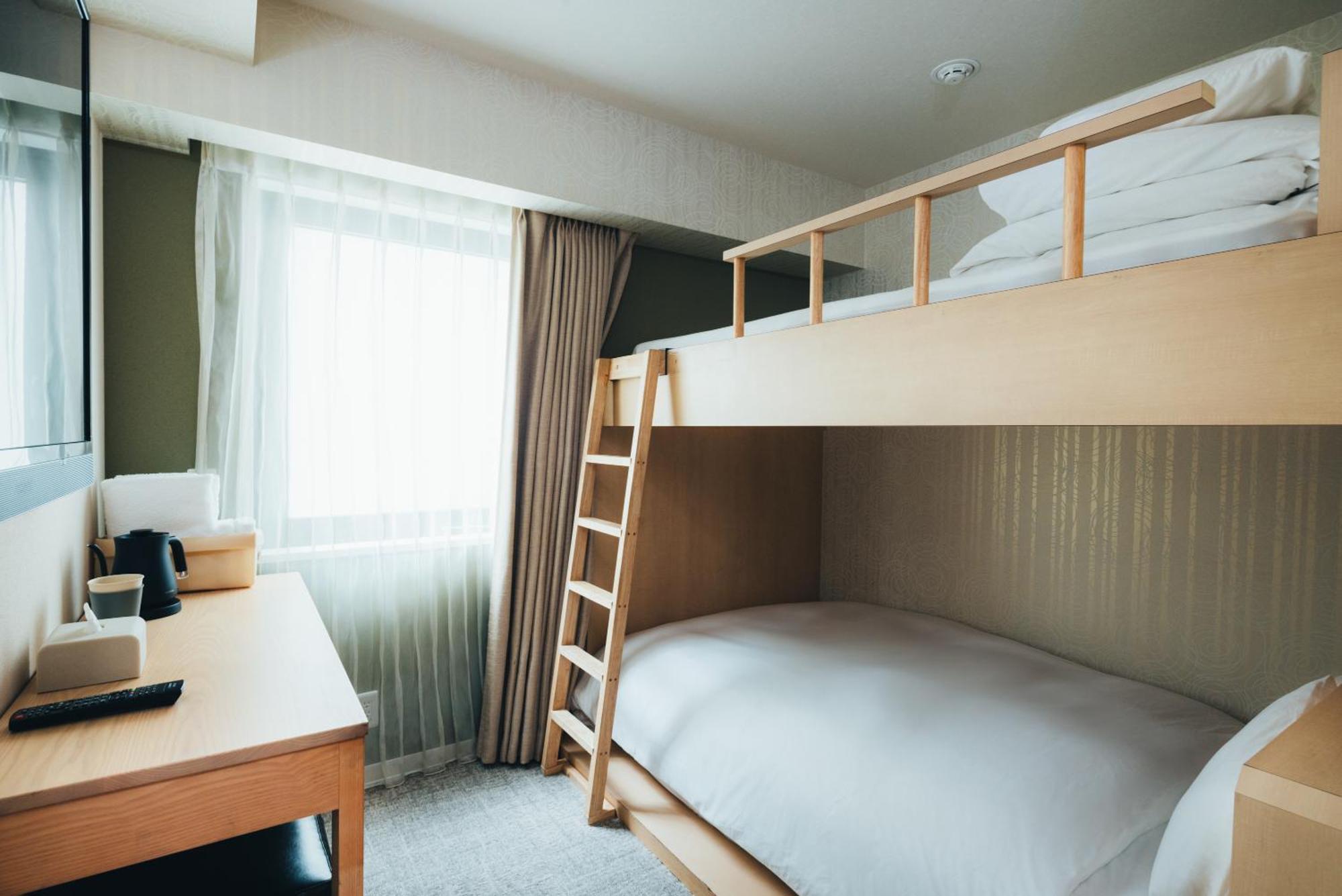 Meander Osaka Hotel Exterior photo